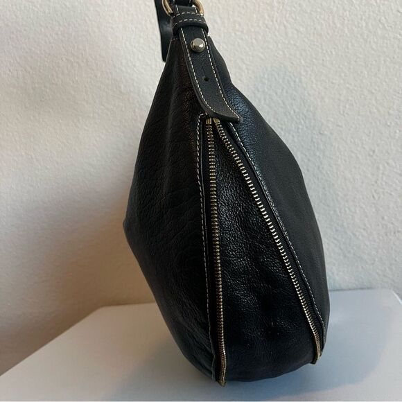 DOONEY & BOURKE Black Hobo Expandable Shoulder Bag - Picture 4 of 11